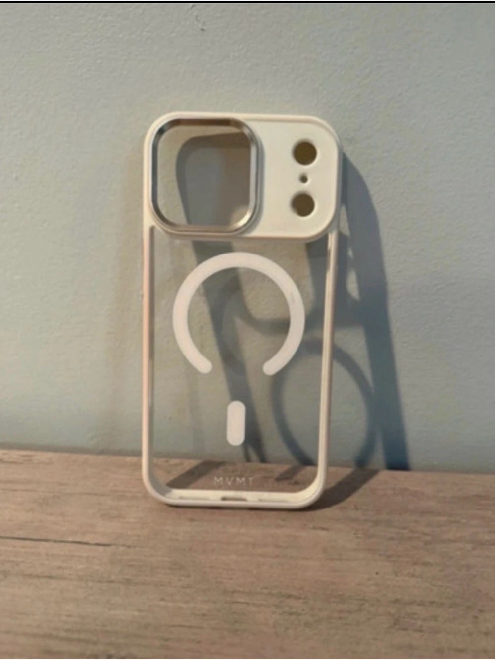 MVMT Clear Case with White Trim and MagSafe Ring Iphone 17 pro max